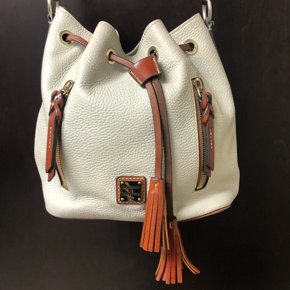 Dooney & Bourke satchel bag - Picture 1 of 8